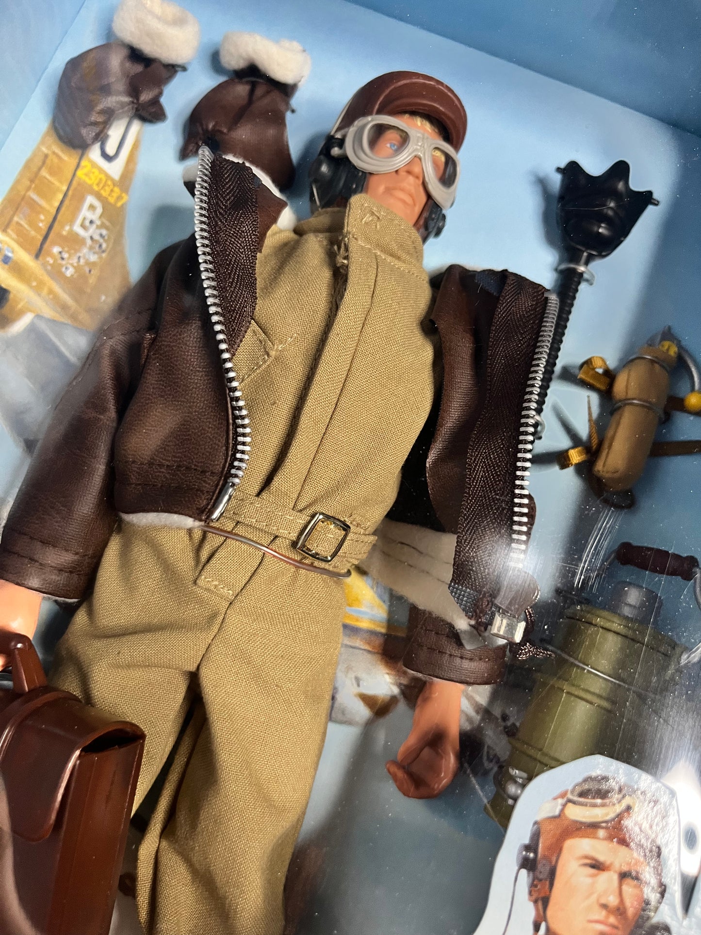 Hasbro GI Joe Classic Collection B17 Bomber Crewman
