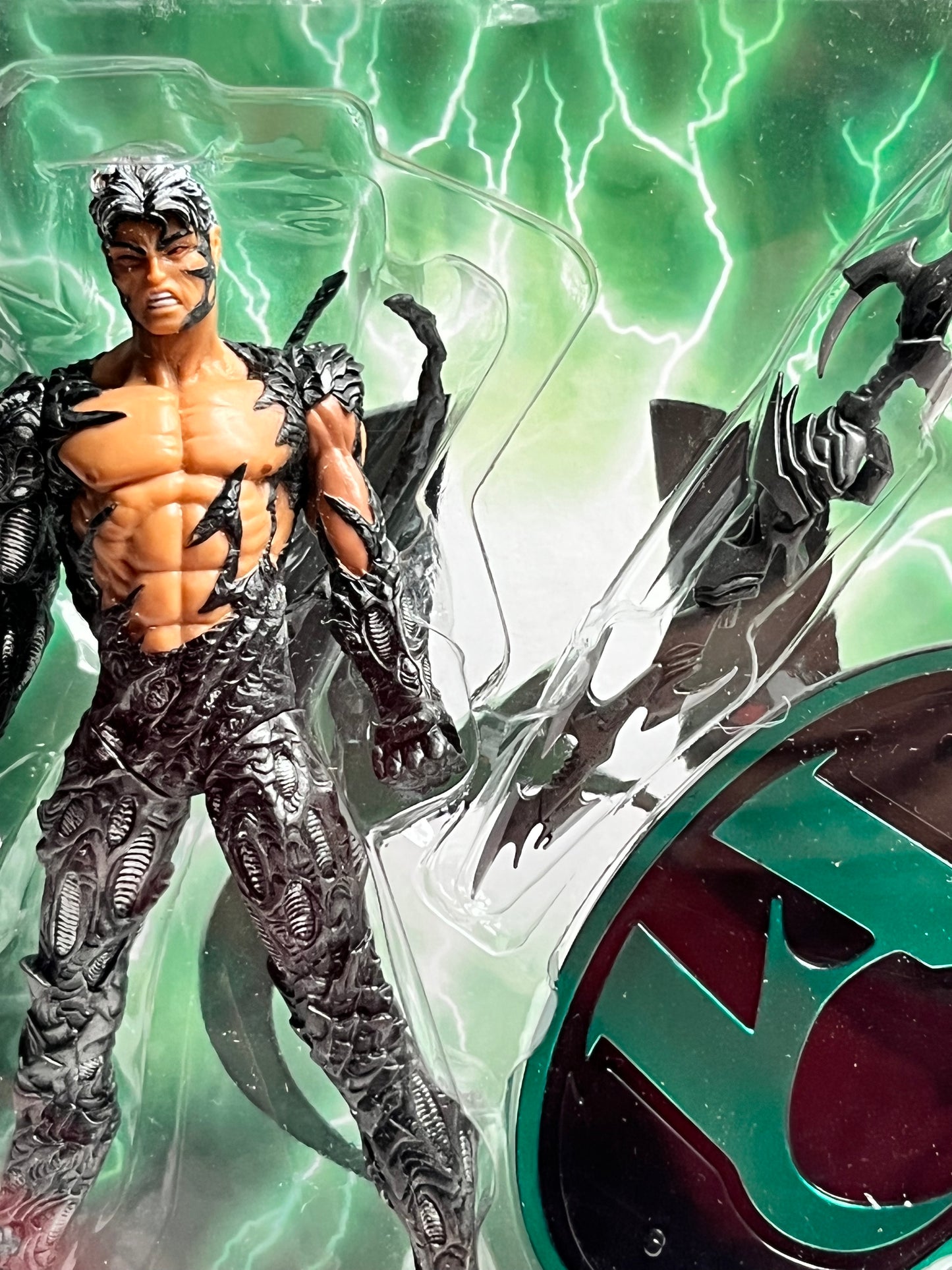 Moore Action Collectibles Kenneth Irons Witchblade Figure