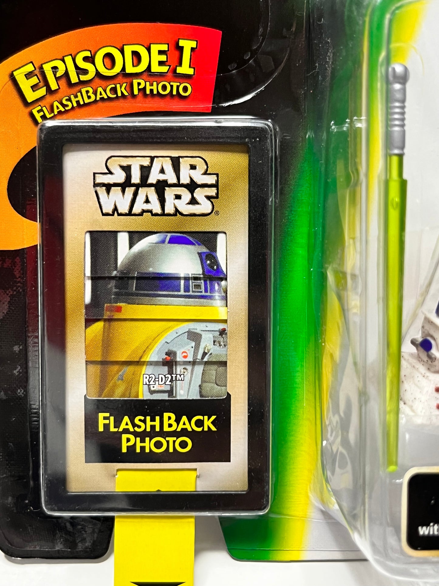 Star Wars Power Of The Force Flashback R2-D2 w/ Launching Lightsaber
