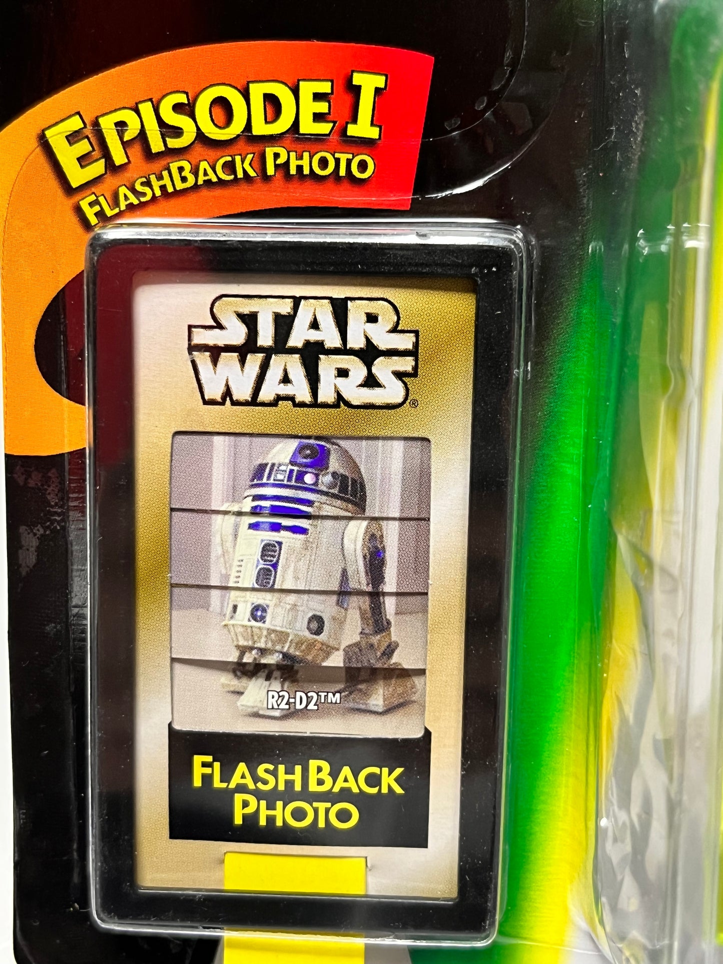 Star Wars Power Of The Force Flashback R2-D2 w/ Launching Lightsaber