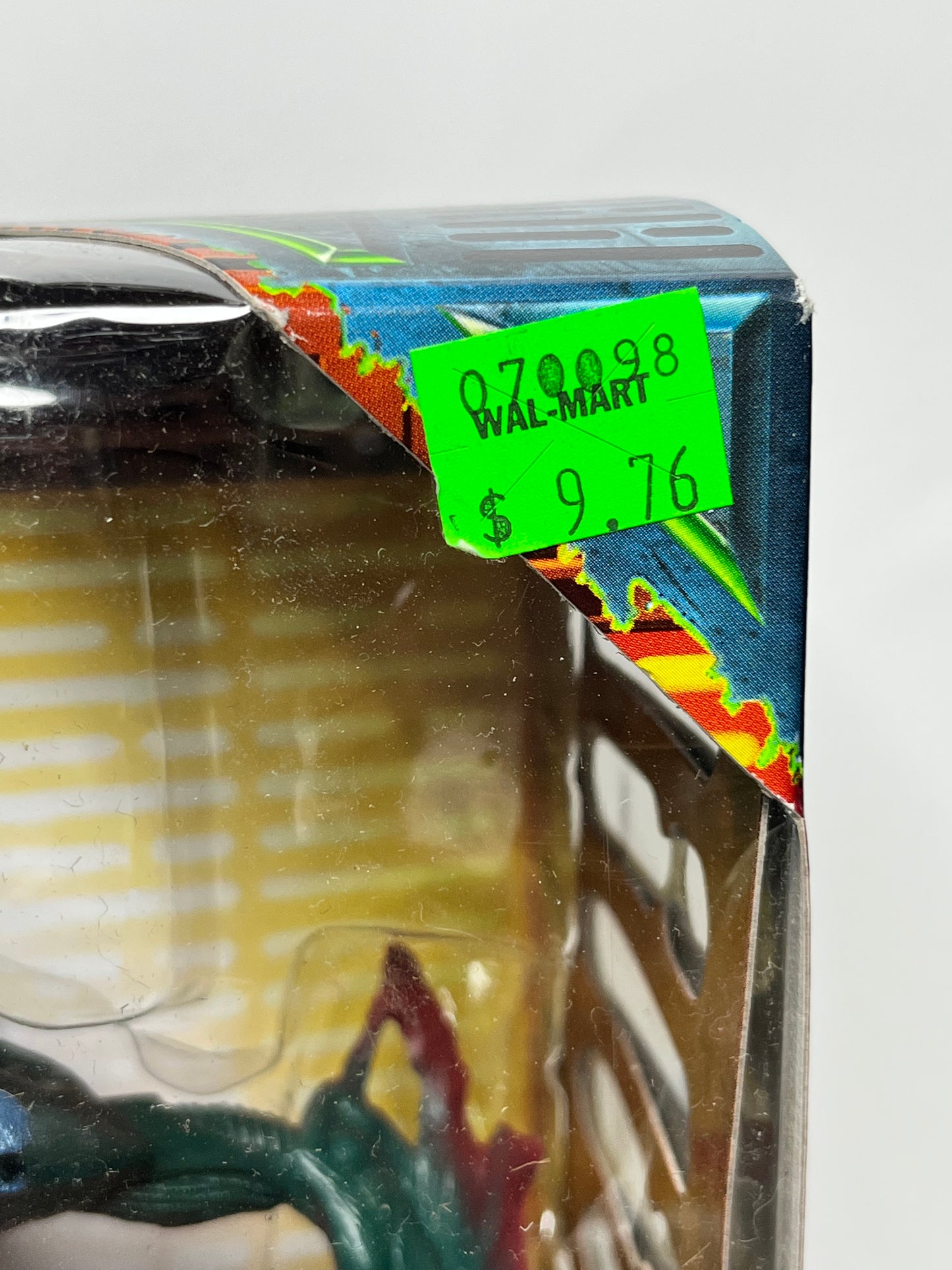 Hasbro Resurrection Movie Edition Battle Scarred Alien Action Figure