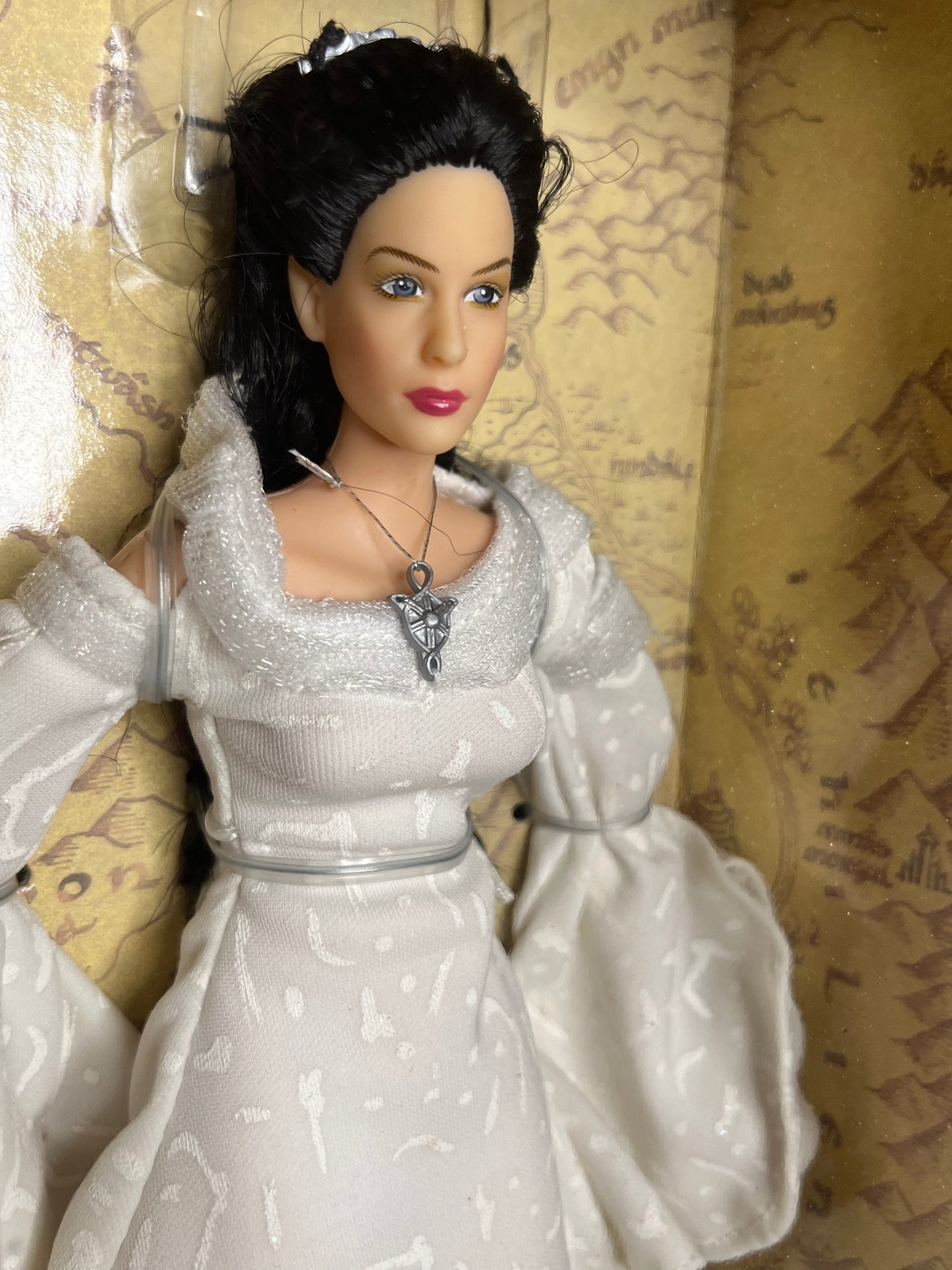 Lord of The Rings Arwen 12” Action Figure
