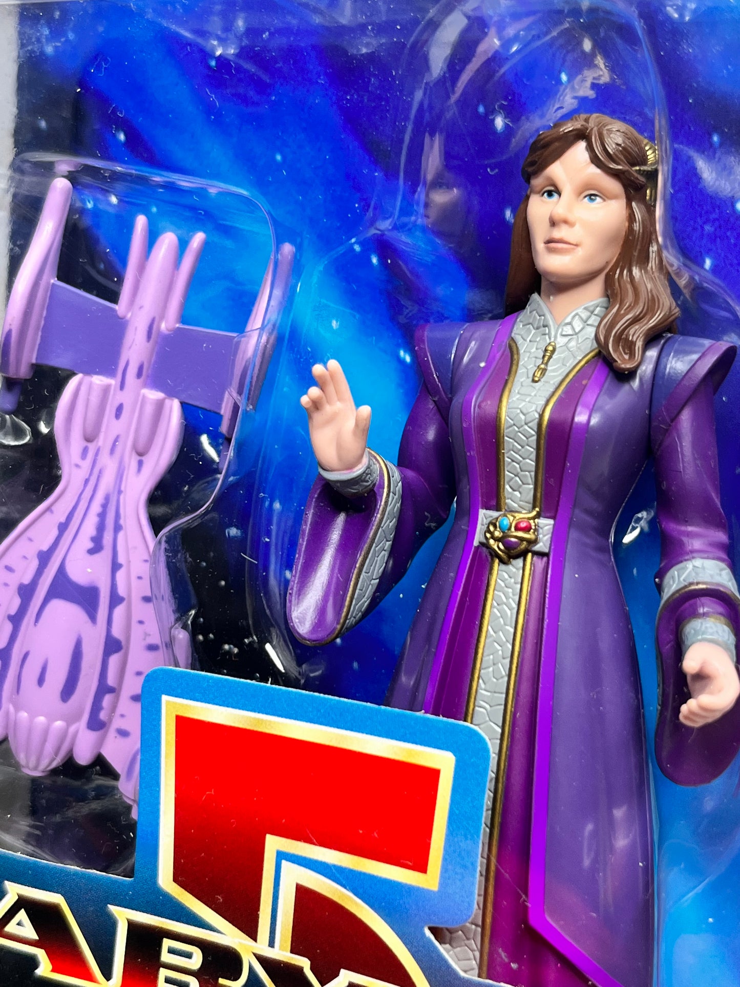 Babylon 5 Ambassador Delenn with Minbari Flyer